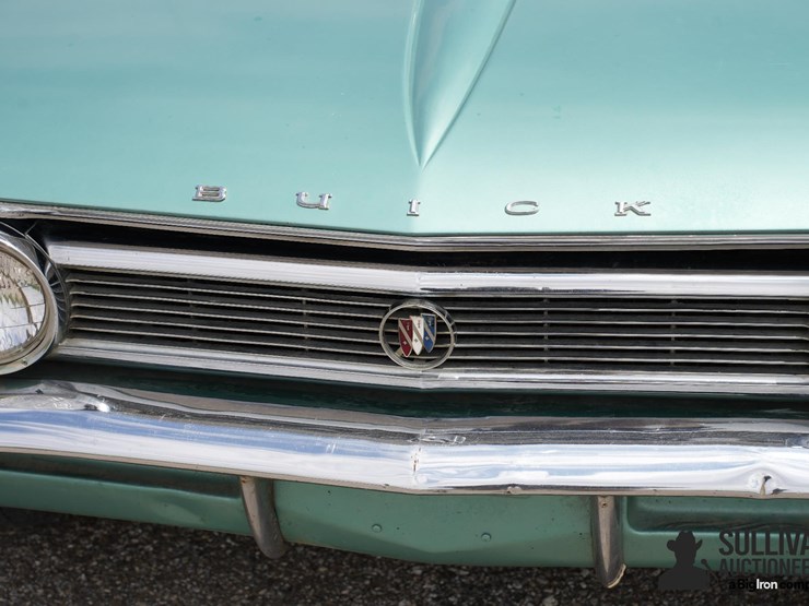 run-#170---1962-buick-series-convertible-image-10