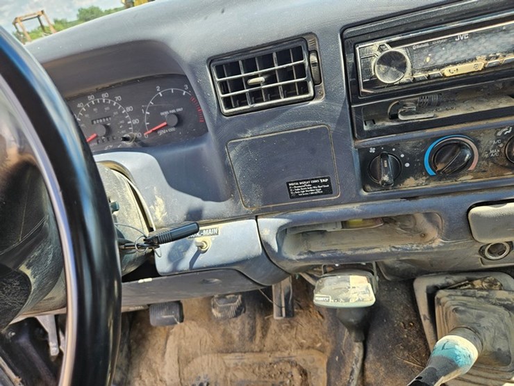 1999-ford-f450-image-24