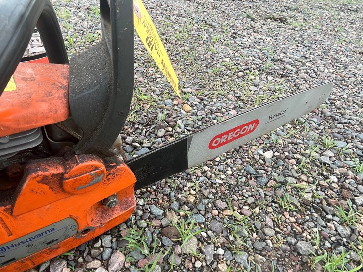#4947-•-husqvarna-435-chainsaw-image-7