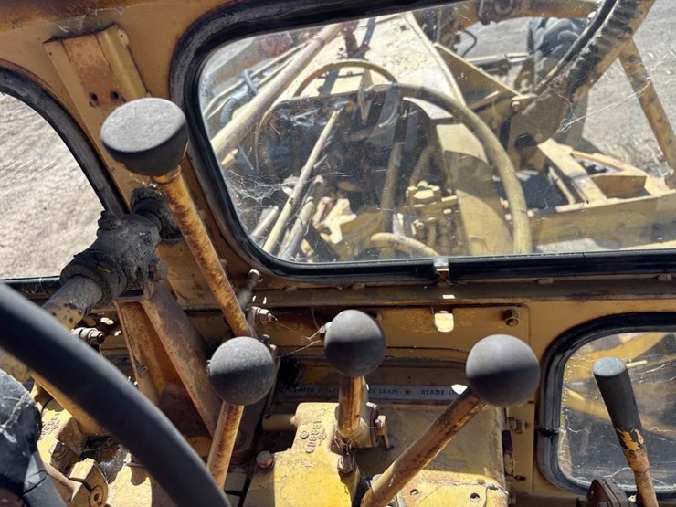 caterpillar-14e-image-48