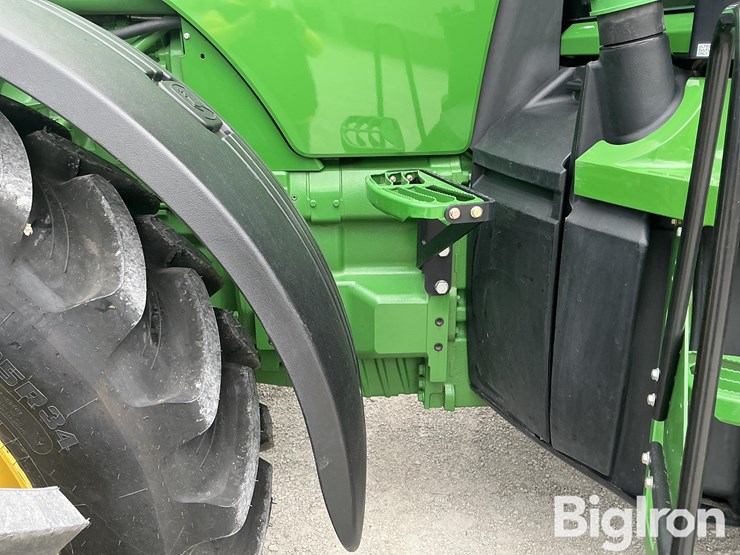 2013-john-deere-8360r-image-16