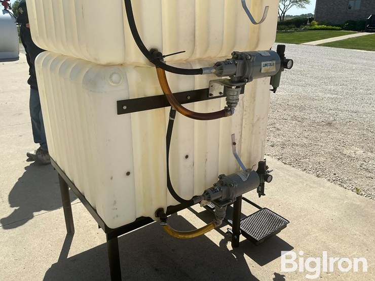 lincoln-eng-110-gal-oil-tank-w/-hose-reels-image-20