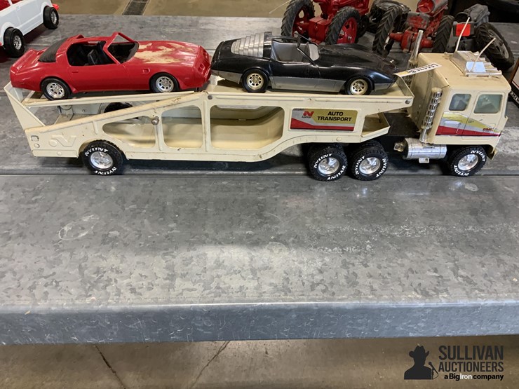 nylint-auto-transport-toy-truck-&-trailer-image-4