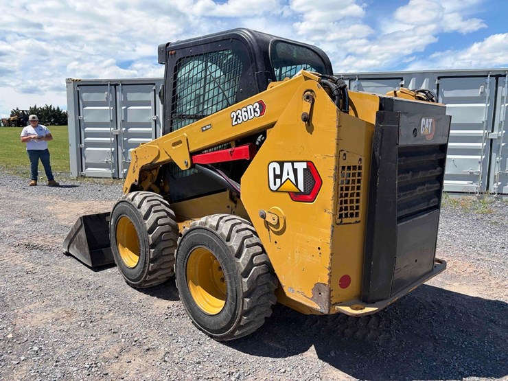 caterpillar-236d3-image-6