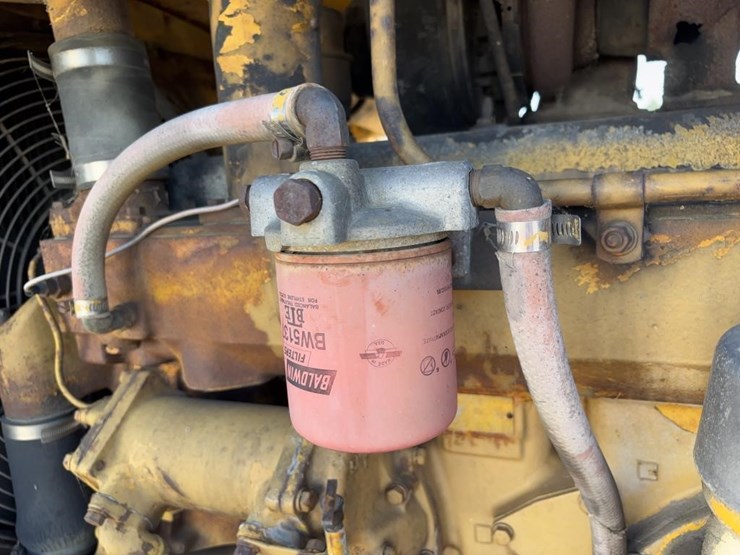 caterpillar-14e-image-73