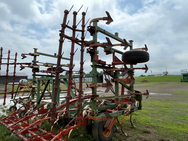 #4915-•-glencoe-field-cultivator-with-3-bar-harrow-image-21