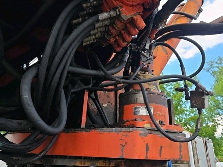 hood-24000-image-57