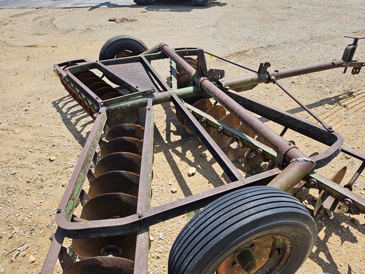 john-deere-10-image-15