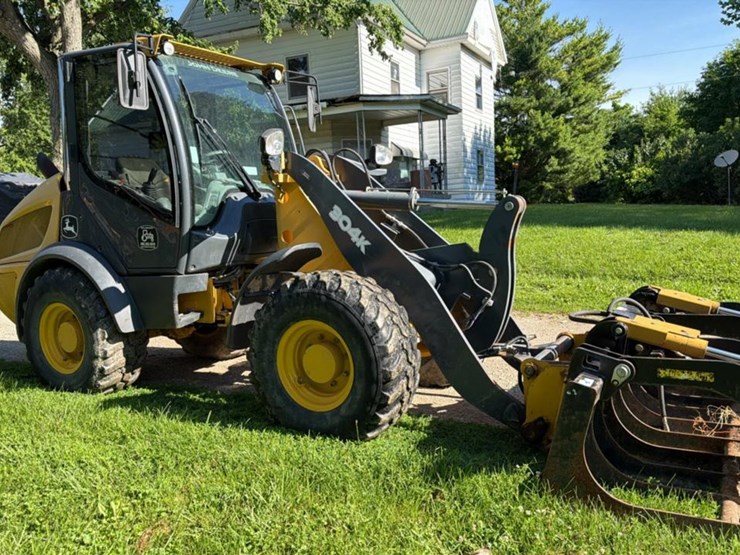 2016-john-deere-64-image-7