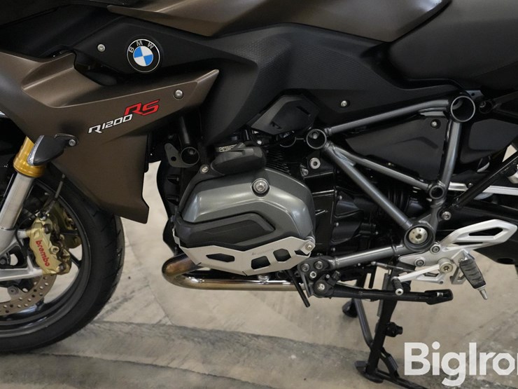 run-#12---2018-bmw-r1200-rs-sport-touring-motorcycle-image-16