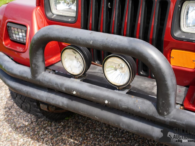 1991-jeep-wrangler-image-10