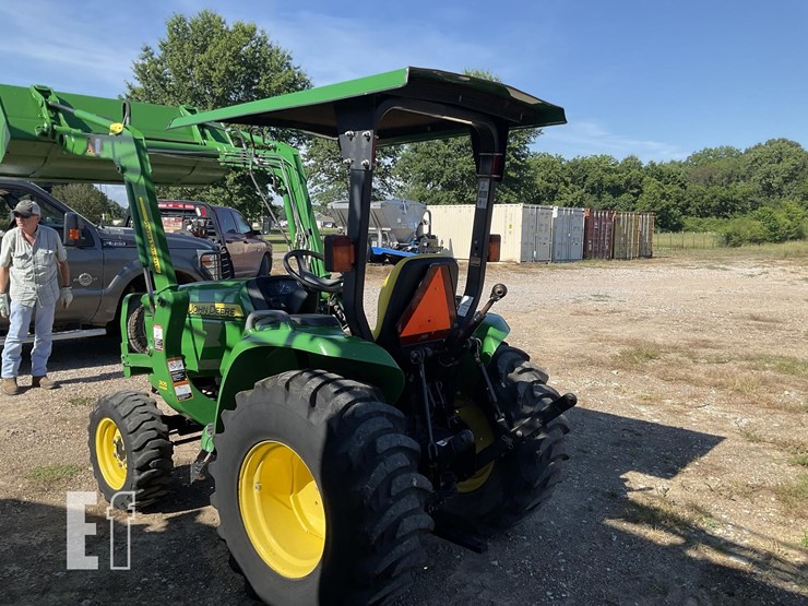 2009-john-deere-3038e-image-3