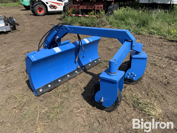 2022-top-cat-sssg72-hydraulic-skid-steer-grader-blade-attachment-image-3