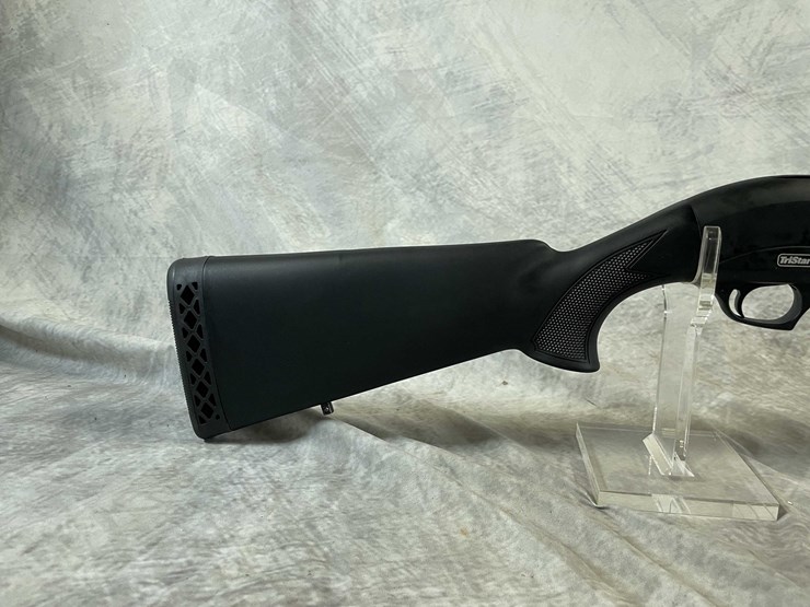 #4133-•-tristar-cobra-field-black-,-12-ga.-pump-action-shotgun,-sn:-krp006771,-(neenah,-wi)-image-3