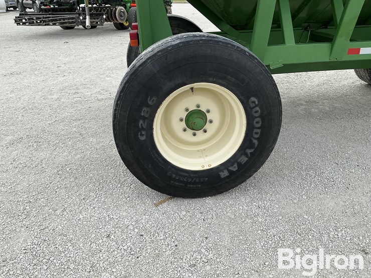 unverferth-brent-gt440-grain-wagon-image-13