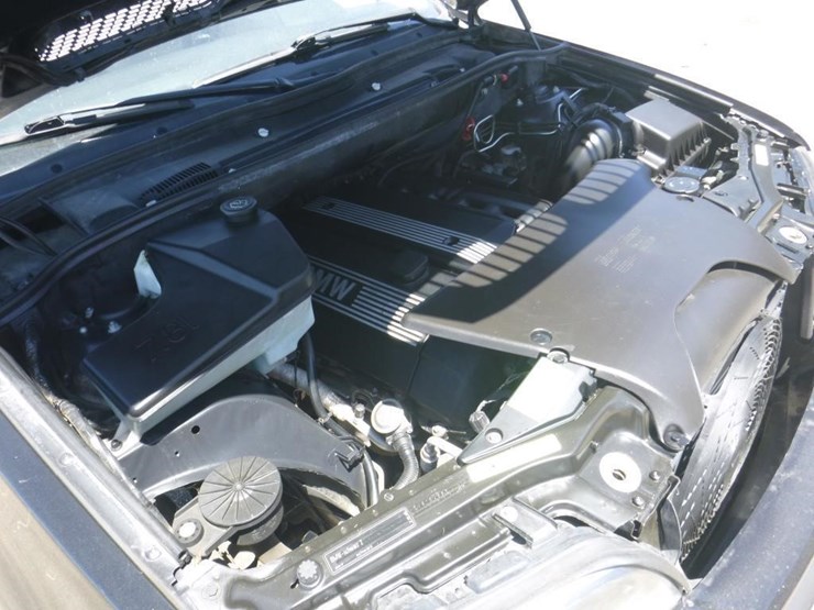 2003-bmw-x5-image-11