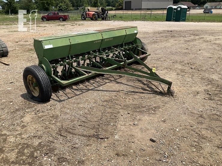 john-deere-b-image-1