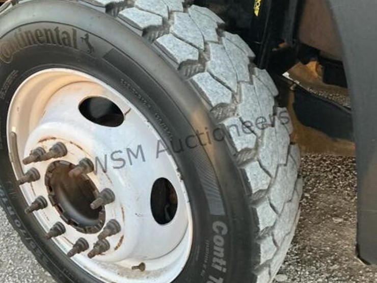 2012-ford-f550-image-10
