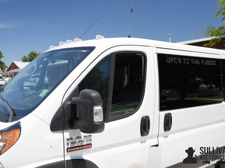 2021-ram-promaster-1500-image-16