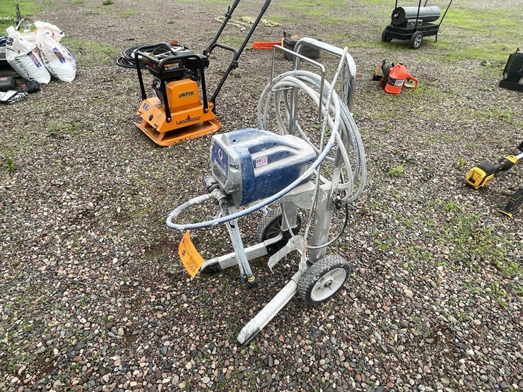 #4937-•-graco-magnum-airless-paint-sprayer-image-1