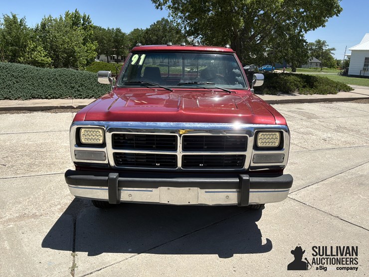 1991-dodge-ram-3500-image-2