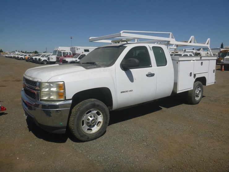 2011-chevrolet-2500-image-1
