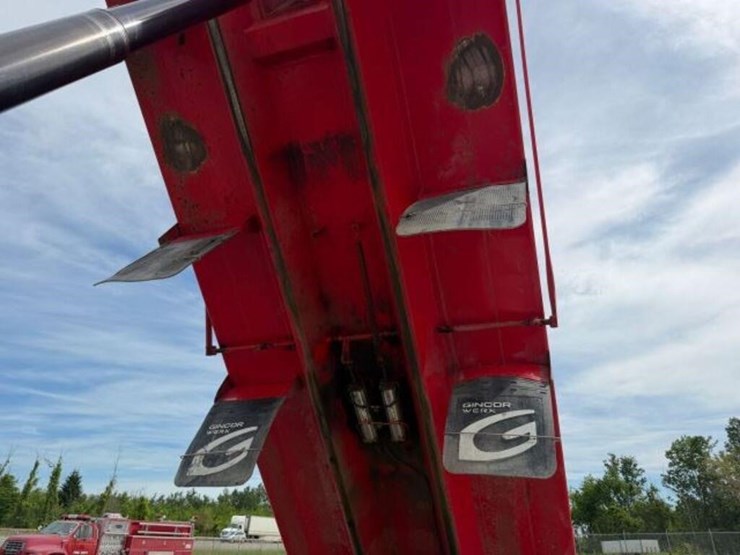 2021-kenworth-t880-image-36