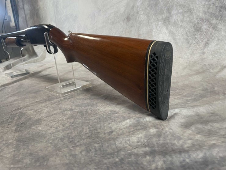 #4123-•-winchester-model-12,-12-ga.-pump-action-shotgun,-sn:-1213817,-(neenah,-wi)-image-10