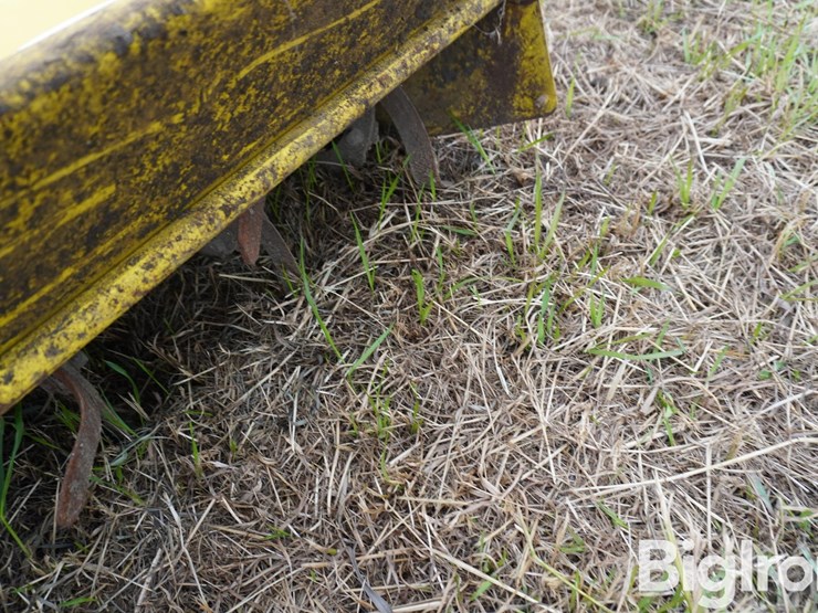 john-deere-gt225-image-17