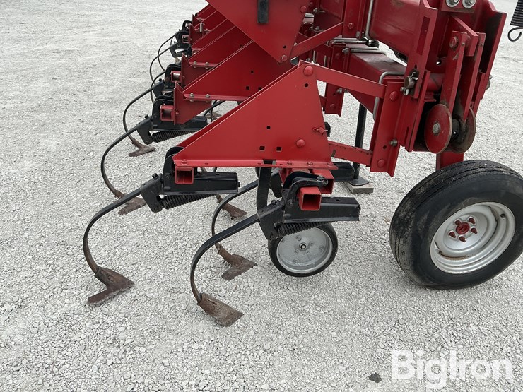 case-ih-183-image-16