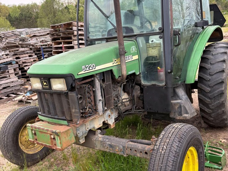2004-john-deere-5520-image-7