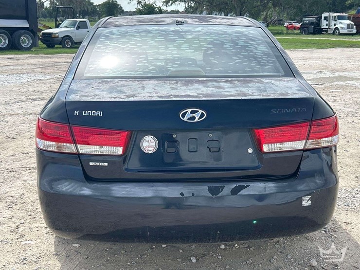2008-hyundai-sonata-sedan-image-25