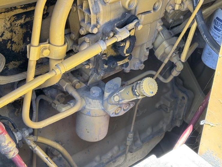 caterpillar-973-lgp-image-36