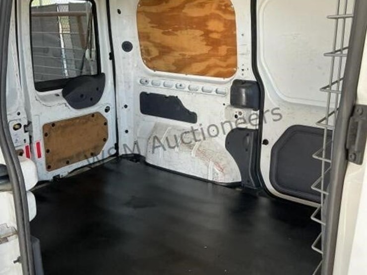 2013-ford-transit-connect-image-9