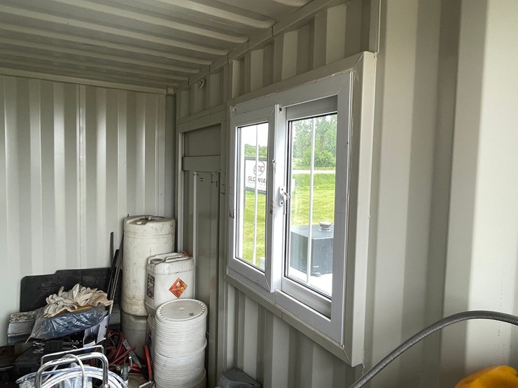 #4906-•-12'-office-shipping-container-image-13