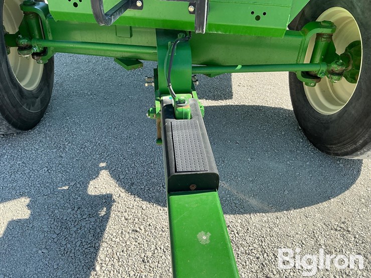 unverferth-brent-gt444-grain-wagon-image-18