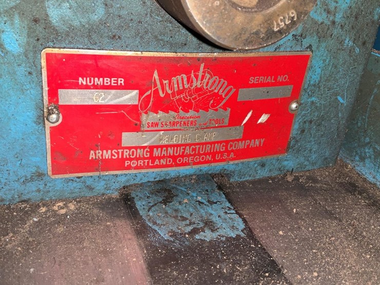 #185-•-armstrong-leveling-bench---dunaway-timber-image-29