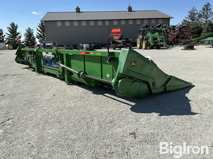 2022-john-deere-c12r-image-5