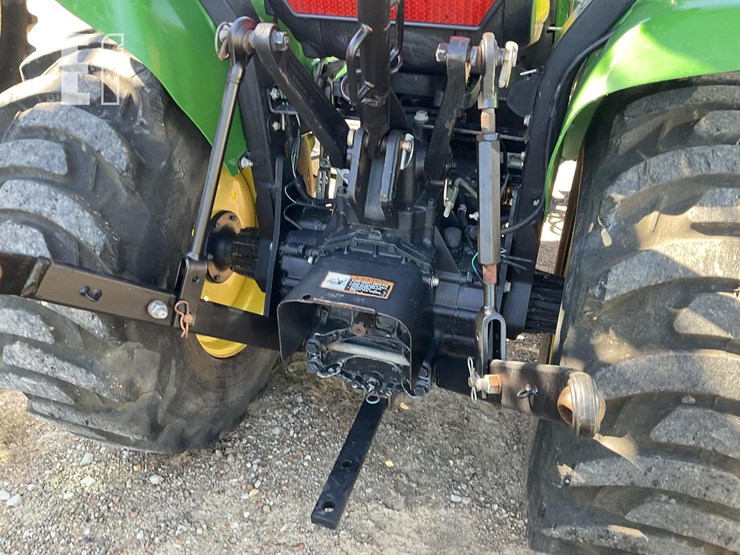 2009-john-deere-3038e-image-7
