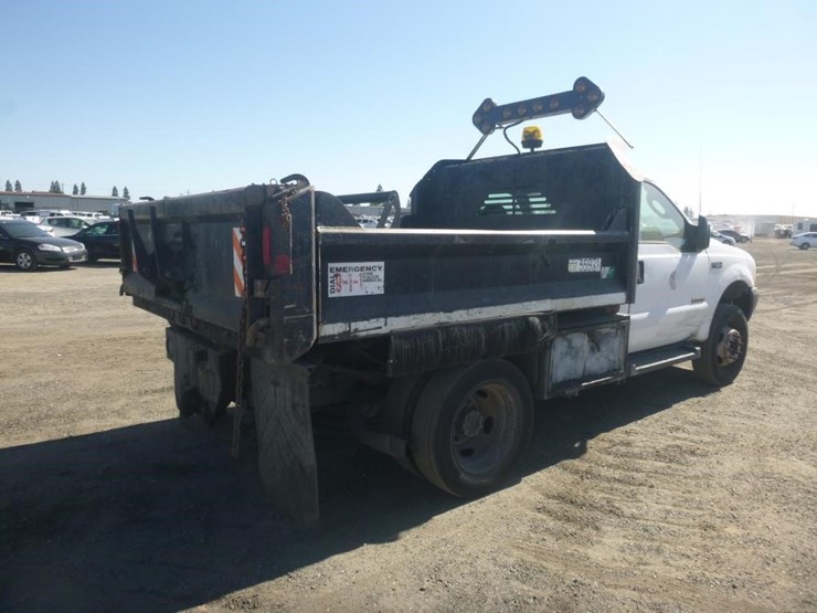 2003-ford-f550-image-3