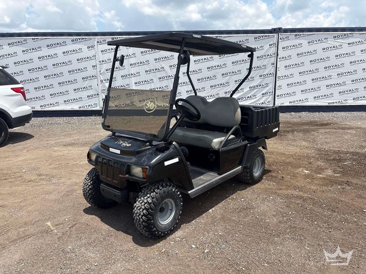 2014-club-car-xf-electric-utility-cart-image-1