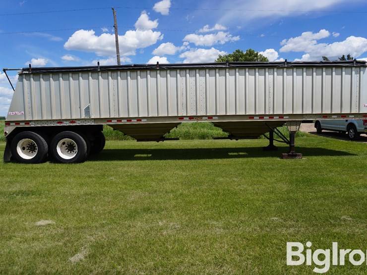 2006-dakota-38'x94"-t/a-grain-trailer-image-4