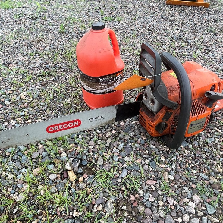 #4947 • Husqvarna 435 Chainsaw