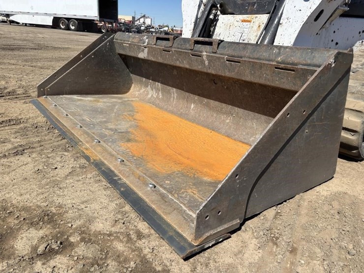 2019-bobcat-t770-image-10