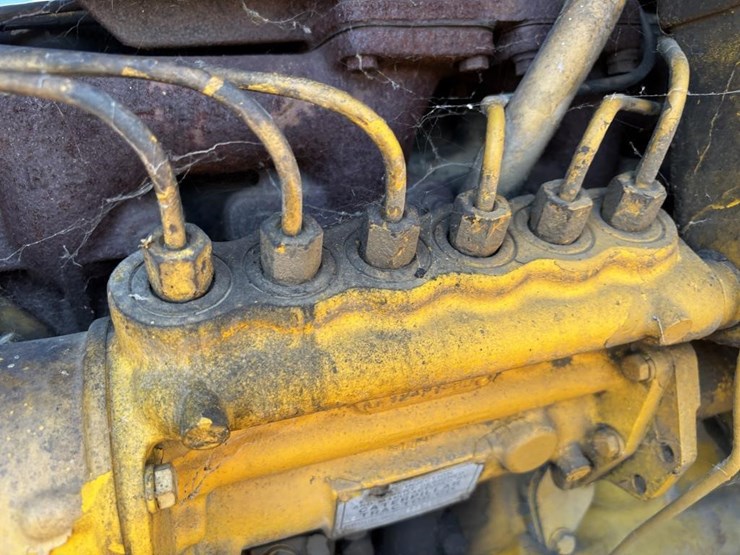 caterpillar-14e-image-64