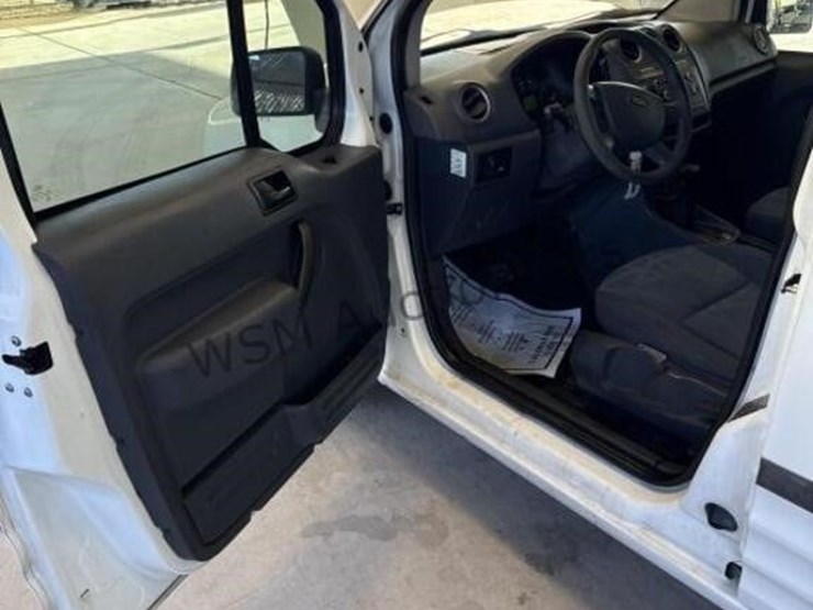 2012-ford-transit-connect-image-25