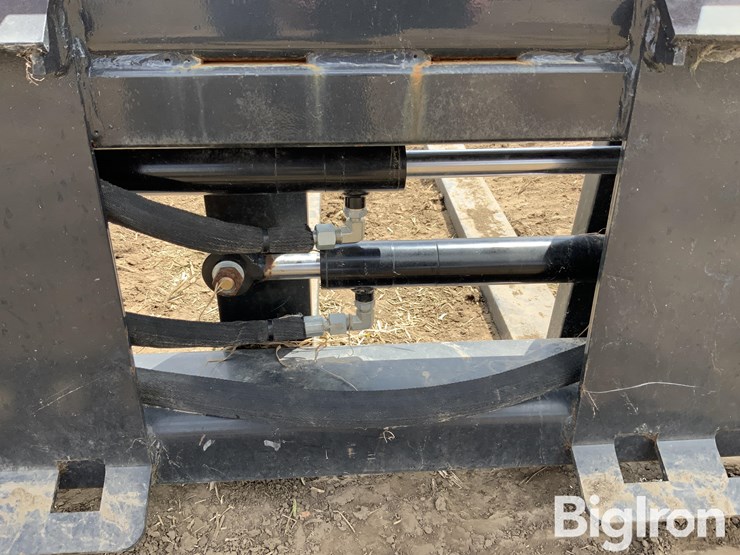 2023-wolverine-pfa-11-3300g-hydraulic-fork-skid-steer-attachment-image-18