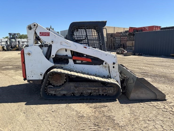 2019-bobcat-t770-image-7