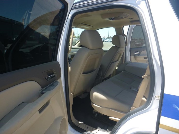 2013-chevrolet-tahoe-image-7