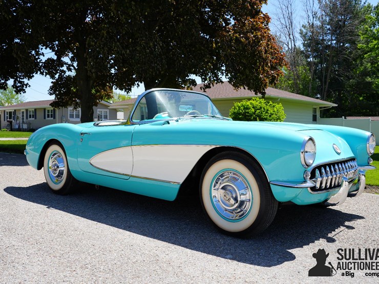 run-#99---1956-chevrolet-corvette-convertible-image-3